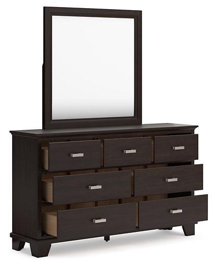 Covetown Dresser and Mirror - Premium Dresser & Mirror from Ashley Furniture - Just $476.64! Shop now at Furniture Wholesale Plus  We are the best furniture store in Nashville, Hendersonville, Goodlettsville, Madison, Antioch, Mount Juliet, Lebanon, Gallatin, Springfield, Murfreesboro, Franklin, Brentwood