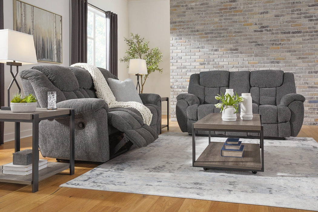 Foreside Living Room Set - Premium Living Room Set from Ashley Furniture - Just $1427.04! Shop now at Furniture Wholesale Plus  We are the best furniture store in Nashville, Hendersonville, Goodlettsville, Madison, Antioch, Mount Juliet, Lebanon, Gallatin, Springfield, Murfreesboro, Franklin, Brentwood