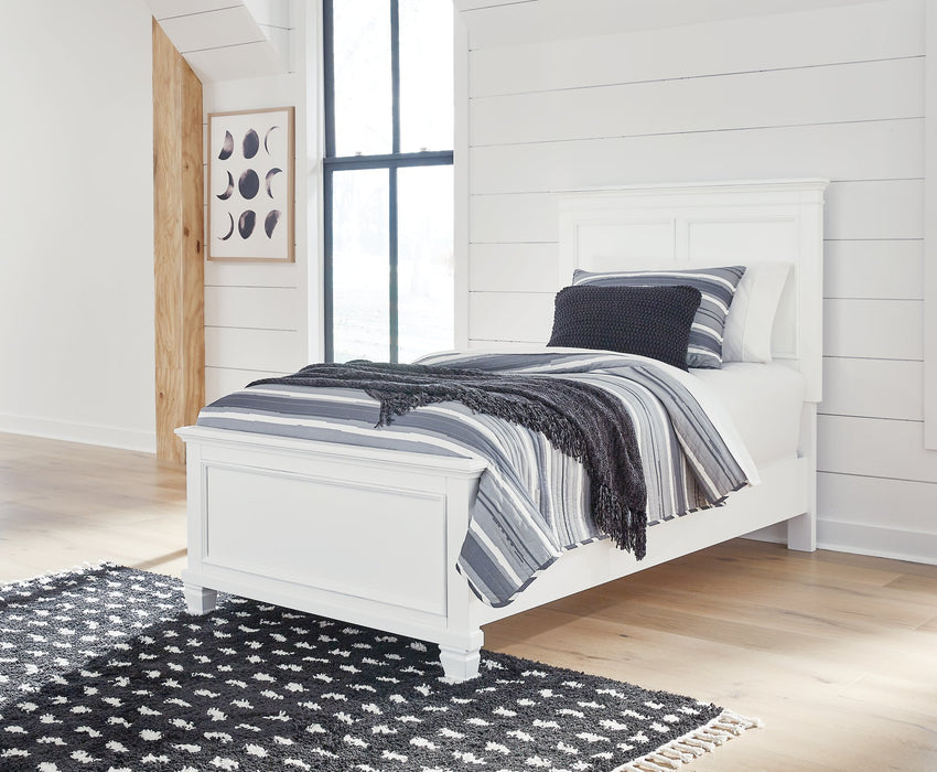 Fortman Bedroom Set - Premium Bedroom Set from Ashley Furniture - Just $1065.88! Shop now at Furniture Wholesale Plus  We are the best furniture store in Nashville, Hendersonville, Goodlettsville, Madison, Antioch, Mount Juliet, Lebanon, Gallatin, Springfield, Murfreesboro, Franklin, Brentwood