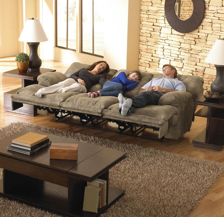 Catnapper Voyager Lay Flat Reclining Sofa in Brandy - Premium Sofa from Catnapper - Just $1113.58! Shop now at Furniture Wholesale Plus  We are the best furniture store in Nashville, Hendersonville, Goodlettsville, Madison, Antioch, Mount Juliet, Lebanon, Gallatin, Springfield, Murfreesboro, Franklin, Brentwood
