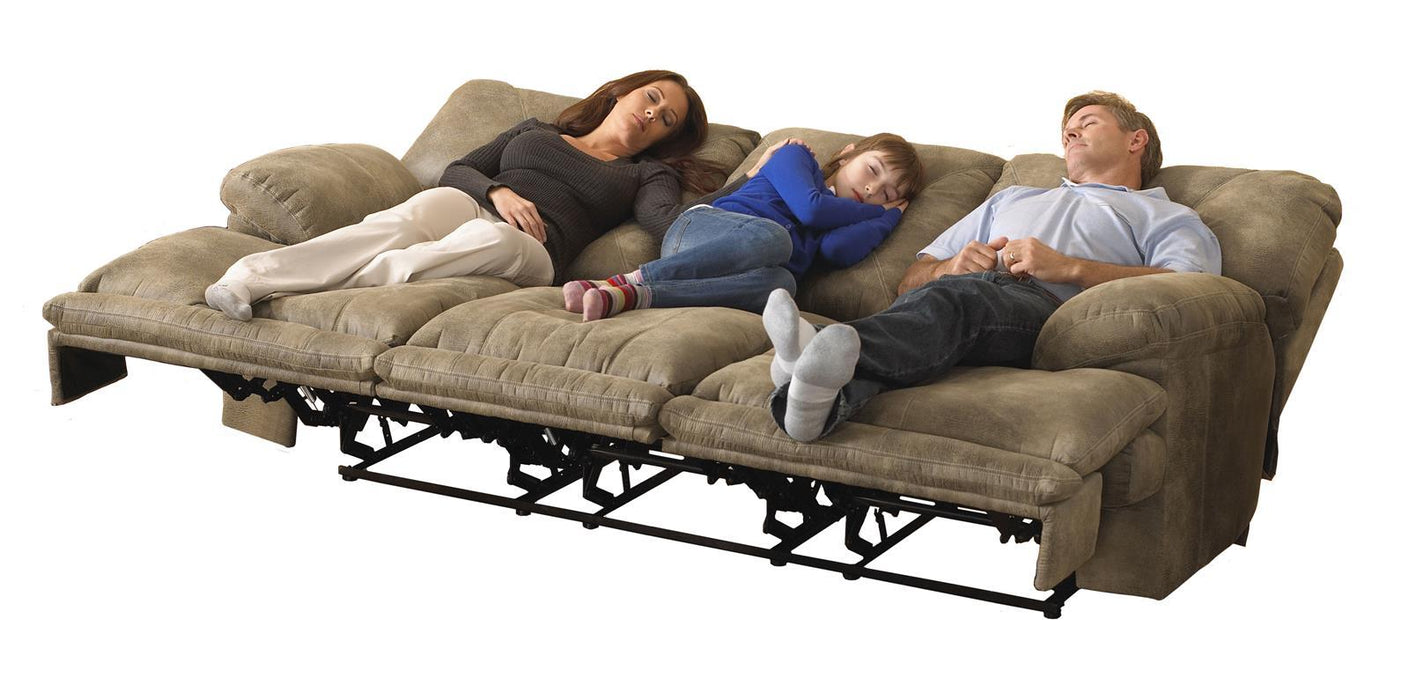 Catnapper Voyager Lay Flat Reclining Sofa in Brandy - Premium Sofa from Catnapper - Just $1113.58! Shop now at Furniture Wholesale Plus  We are the best furniture store in Nashville, Hendersonville, Goodlettsville, Madison, Antioch, Mount Juliet, Lebanon, Gallatin, Springfield, Murfreesboro, Franklin, Brentwood