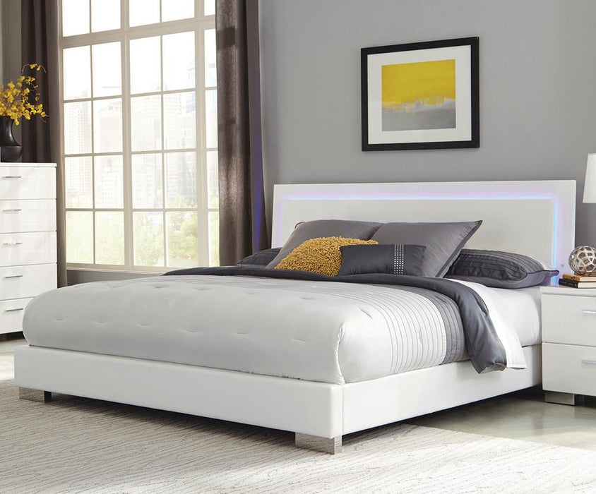 Felicity Contemporary White and High Gloss California King Bed - Premium Bed from Coaster Z2 Standard - Just $606! Shop now at Furniture Wholesale Plus  We are the best furniture store in Nashville, Hendersonville, Goodlettsville, Madison, Antioch, Mount Juliet, Lebanon, Gallatin, Springfield, Murfreesboro, Franklin, Brentwood