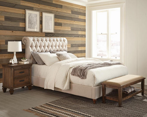 Devon Transitional Beige Eastern King Bed - Premium Bed from Coaster Z2 Standard - Just $978! Shop now at Furniture Wholesale Plus  We are the best furniture store in Nashville, Hendersonville, Goodlettsville, Madison, Antioch, Mount Juliet, Lebanon, Gallatin, Springfield, Murfreesboro, Franklin, Brentwood