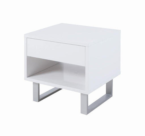 G705698 Contemporary Glossy White End Table - Premium End Table from Coaster Z2 Standard - Just $186! Shop now at Furniture Wholesale Plus  We are the best furniture store in Nashville, Hendersonville, Goodlettsville, Madison, Antioch, Mount Juliet, Lebanon, Gallatin, Springfield, Murfreesboro, Franklin, Brentwood