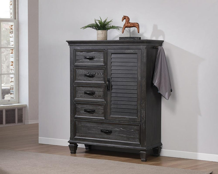 G205733 Chest - Premium Chest from Coaster Z2 Standard - Just $720! Shop now at Furniture Wholesale Plus  We are the best furniture store in Nashville, Hendersonville, Goodlettsville, Madison, Antioch, Mount Juliet, Lebanon, Gallatin, Springfield, Murfreesboro, Franklin, Brentwood