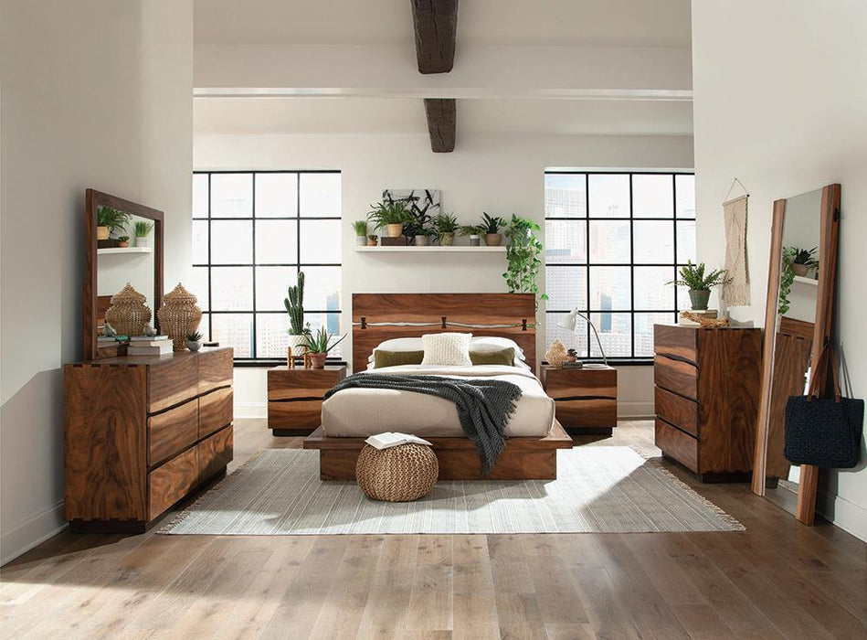 G223253 Queen Bed - Premium Queen Panel Bed from Coaster Z2 Standard - Just $1098! Shop now at Furniture Wholesale Plus  We are the best furniture store in Nashville, Hendersonville, Goodlettsville, Madison, Antioch, Mount Juliet, Lebanon, Gallatin, Springfield, Murfreesboro, Franklin, Brentwood