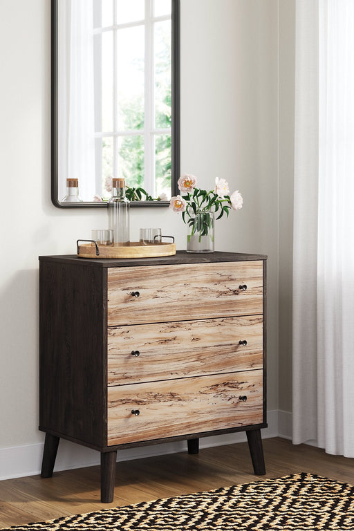 Lannover Chest of Drawers - Premium Chest from Ashley Furniture - Just $166.62! Shop now at Furniture Wholesale Plus  We are the best furniture store in Nashville, Hendersonville, Goodlettsville, Madison, Antioch, Mount Juliet, Lebanon, Gallatin, Springfield, Murfreesboro, Franklin, Brentwood