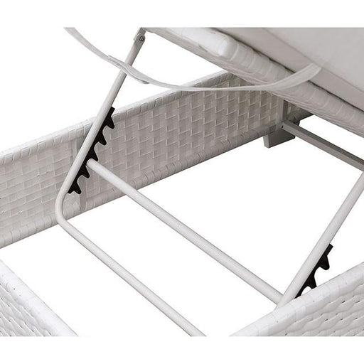 Somani Adjustable Chaise + End Table - Premium Outdoor Seating Set from FOA East - Just $1205.10! Shop now at Furniture Wholesale Plus  We are the best furniture store in Nashville, Hendersonville, Goodlettsville, Madison, Antioch, Mount Juliet, Lebanon, Gallatin, Springfield, Murfreesboro, Franklin, Brentwood