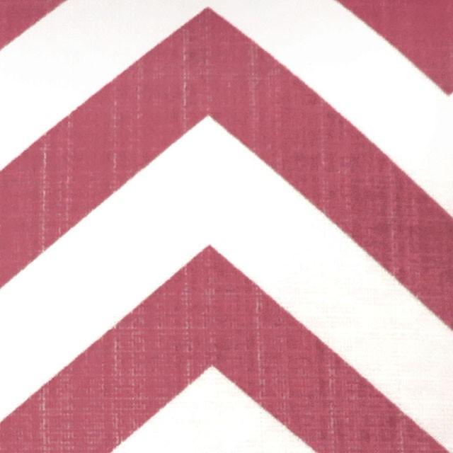 Zoe Red Chevron 18" X 18" Pillow, Red Chevron (2/CTN) - Premium Pillow from FOA East - Just $48.75! Shop now at Furniture Wholesale Plus  We are the best furniture store in Nashville, Hendersonville, Goodlettsville, Madison, Antioch, Mount Juliet, Lebanon, Gallatin, Springfield, Murfreesboro, Franklin, Brentwood