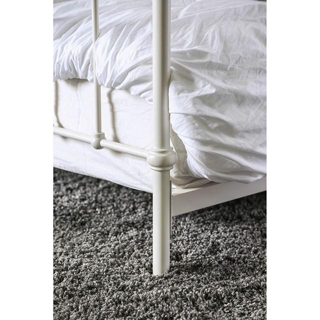 IRIA Vintage White Cal.King Bed - Premium Bed from FOA East - Just $391.95! Shop now at Furniture Wholesale Plus  We are the best furniture store in Nashville, Hendersonville, Goodlettsville, Madison, Antioch, Mount Juliet, Lebanon, Gallatin, Springfield, Murfreesboro, Franklin, Brentwood