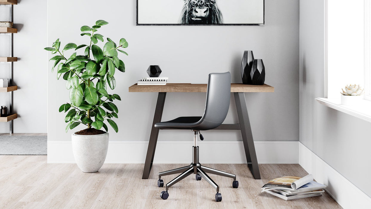 Arlenbry 47" Home Office Desk - Premium Desk from Ashley Furniture - Just $188.37! Shop now at Furniture Wholesale Plus  We are the best furniture store in Nashville, Hendersonville, Goodlettsville, Madison, Antioch, Mount Juliet, Lebanon, Gallatin, Springfield, Murfreesboro, Franklin, Brentwood