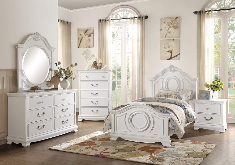 Homelegance Lucida 5 Drawer Chest in White 2039W-9 - Premium Chest from Homelegance (Titan Warehouse) - Just $487.50! Shop now at Furniture Wholesale Plus  We are the best furniture store in Nashville, Hendersonville, Goodlettsville, Madison, Antioch, Mount Juliet, Lebanon, Gallatin, Springfield, Murfreesboro, Franklin, Brentwood