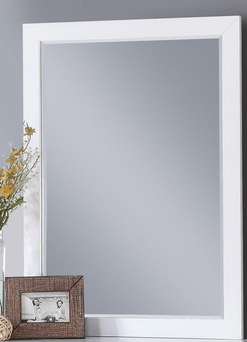 Homelegance Galen Mirror in White B2053W-6 - Premium Mirror from Homelegance (Titan Warehouse) - Just $87.75! Shop now at Furniture Wholesale Plus  We are the best furniture store in Nashville, Hendersonville, Goodlettsville, Madison, Antioch, Mount Juliet, Lebanon, Gallatin, Springfield, Murfreesboro, Franklin, Brentwood