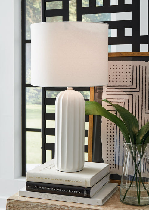 Clarkland Table Lamp (Set of 2) - Premium Lamp from Ashley Furniture - Just $104.38! Shop now at Furniture Wholesale Plus  We are the best furniture store in Nashville, Hendersonville, Goodlettsville, Madison, Antioch, Mount Juliet, Lebanon, Gallatin, Springfield, Murfreesboro, Franklin, Brentwood