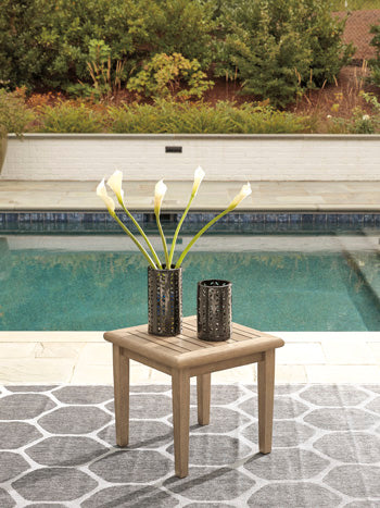Gerianne End Table - Premium Outdoor End Table from Ashley Furniture - Just $201.47! Shop now at Furniture Wholesale Plus  We are the best furniture store in Nashville, Hendersonville, Goodlettsville, Madison, Antioch, Mount Juliet, Lebanon, Gallatin, Springfield, Murfreesboro, Franklin, Brentwood