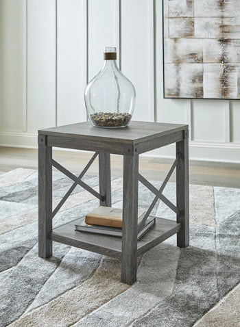 Freedan End Table - Premium End Table from Ashley Furniture - Just $113.20! Shop now at Furniture Wholesale Plus  We are the best furniture store in Nashville, Hendersonville, Goodlettsville, Madison, Antioch, Mount Juliet, Lebanon, Gallatin, Springfield, Murfreesboro, Franklin, Brentwood