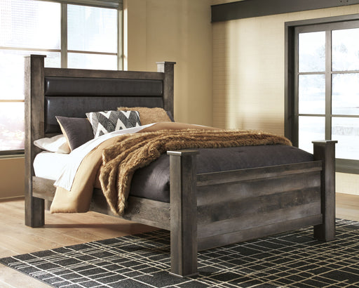 Wynnlow - Poster Bed - Premium Upholstered Beds from Signature Design by Ashley® - Just $568! Shop now at Furniture Wholesale Plus  We are the best furniture store in Nashville, Hendersonville, Goodlettsville, Madison, Antioch, Mount Juliet, Lebanon, Gallatin, Springfield, Murfreesboro, Franklin, Brentwood