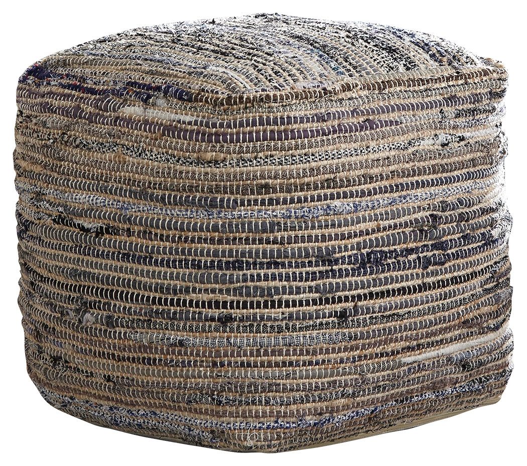Accent Poufs