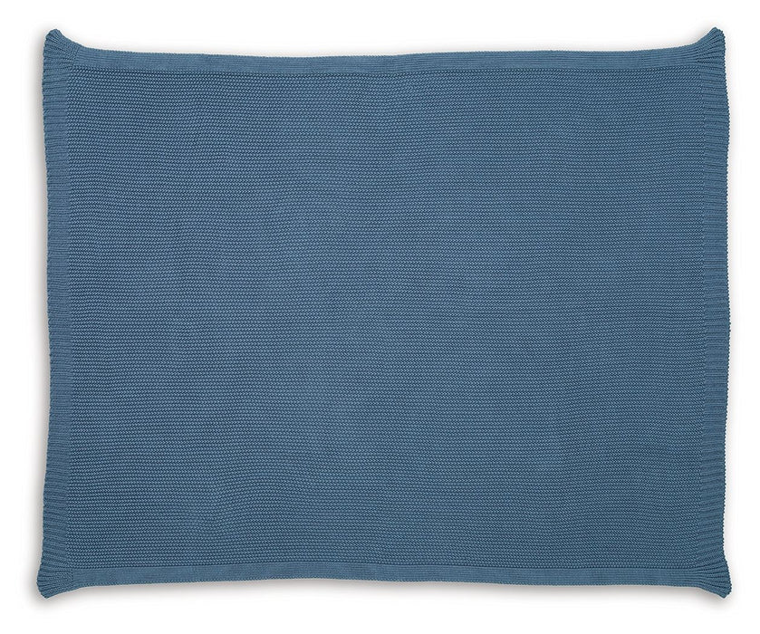 Gayelery - Throw - Premium Throws from Signature Design by Ashley® - Just $68! Shop now at Furniture Wholesale Plus  We are the best furniture store in Nashville, Hendersonville, Goodlettsville, Madison, Antioch, Mount Juliet, Lebanon, Gallatin, Springfield, Murfreesboro, Franklin, Brentwood