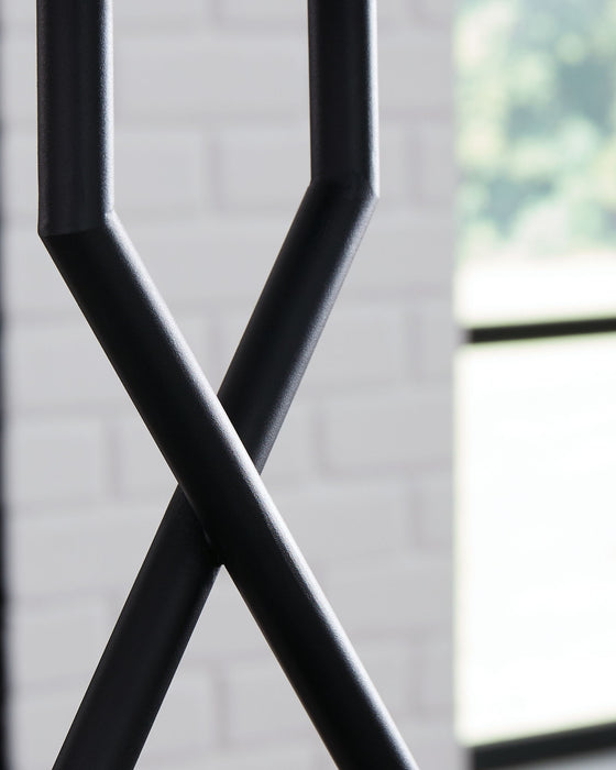 Brookthrone - Black - Metal Table Lamp (Set of 2) - Premium Table Lamps from Signature Design by Ashley® - Just $138! Shop now at Furniture Wholesale Plus  We are the best furniture store in Nashville, Hendersonville, Goodlettsville, Madison, Antioch, Mount Juliet, Lebanon, Gallatin, Springfield, Murfreesboro, Franklin, Brentwood