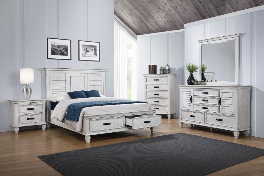 Franco - 5-Drawer Bedroom Chest - Premium Accent Chests from CoasterEssence - Just $799! Shop now at Furniture Wholesale Plus  We are the best furniture store in Nashville, Hendersonville, Goodlettsville, Madison, Antioch, Mount Juliet, Lebanon, Gallatin, Springfield, Murfreesboro, Franklin, Brentwood