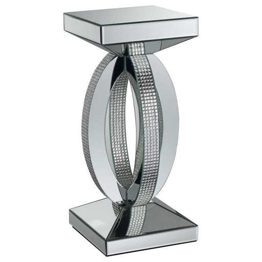 Amalia - Square Mirrored Acrylic Crystal Side End Table - Silver - Premium End Tables from CoasterElevations - Just $309! Shop now at Furniture Wholesale Plus  We are the best furniture store in Nashville, Hendersonville, Goodlettsville, Madison, Antioch, Mount Juliet, Lebanon, Gallatin, Springfield, Murfreesboro, Franklin, Brentwood