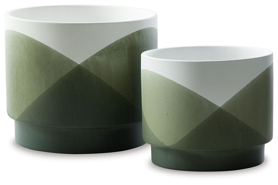 Ardenridge - Green / White - Planter Set (Set of 2) - Premium Planters from Signature Design by Ashley® - Just $88! Shop now at Furniture Wholesale Plus  We are the best furniture store in Nashville, Hendersonville, Goodlettsville, Madison, Antioch, Mount Juliet, Lebanon, Gallatin, Springfield, Murfreesboro, Franklin, Brentwood