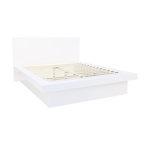 Jessica Contemporary White California King Bed - Premium Bed from Coaster Z2 Standard - Just $838! Shop now at Furniture Wholesale Plus  We are the best furniture store in Nashville, Hendersonville, Goodlettsville, Madison, Antioch, Mount Juliet, Lebanon, Gallatin, Springfield, Murfreesboro, Franklin, Brentwood