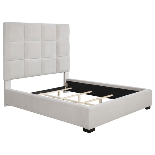 G315850 E King Bed - Premium Uph Eastern King Bed from Coaster Z2 Standard - Just $758! Shop now at Furniture Wholesale Plus  We are the best furniture store in Nashville, Hendersonville, Goodlettsville, Madison, Antioch, Mount Juliet, Lebanon, Gallatin, Springfield, Murfreesboro, Franklin, Brentwood