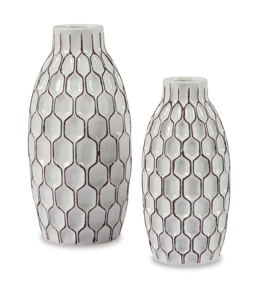 Dionna Vase (Set of 2) - Premium Vase from Ashley Furniture - Just $77.90! Shop now at Furniture Wholesale Plus  We are the best furniture store in Nashville, Hendersonville, Goodlettsville, Madison, Antioch, Mount Juliet, Lebanon, Gallatin, Springfield, Murfreesboro, Franklin, Brentwood