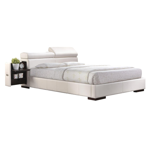 Manjot White PU Eastern King Bed - Premium Bed from ACME East - Just $1368.90! Shop now at Furniture Wholesale Plus  We are the best furniture store in Nashville, Hendersonville, Goodlettsville, Madison, Antioch, Mount Juliet, Lebanon, Gallatin, Springfield, Murfreesboro, Franklin, Brentwood
