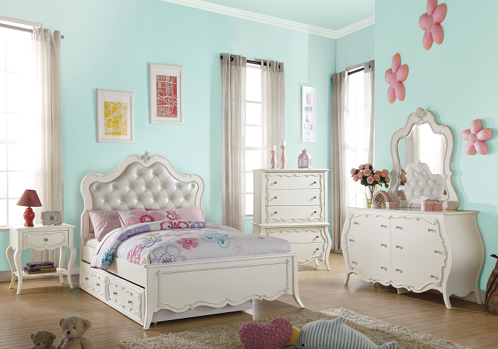 Edalene PU & Pearl White Twin Bed - Premium Bed from ACME East - Just $737.10! Shop now at Furniture Wholesale Plus  We are the best furniture store in Nashville, Hendersonville, Goodlettsville, Madison, Antioch, Mount Juliet, Lebanon, Gallatin, Springfield, Murfreesboro, Franklin, Brentwood