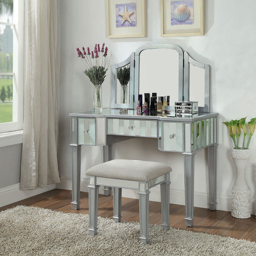 Cyndi Silver Vanity w/ Stool - Premium Vanity from FOA East - Just $842.40! Shop now at Furniture Wholesale Plus  We are the best furniture store in Nashville, Hendersonville, Goodlettsville, Madison, Antioch, Mount Juliet, Lebanon, Gallatin, Springfield, Murfreesboro, Franklin, Brentwood
