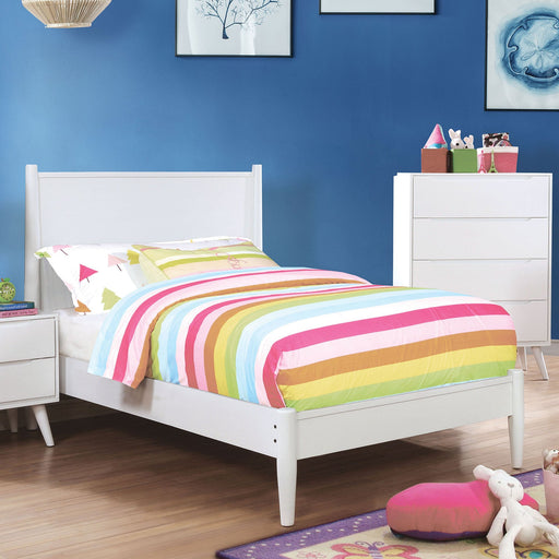 LENNART II White Twin Bed - Premium Bed from FOA East - Just $491.40! Shop now at Furniture Wholesale Plus  We are the best furniture store in Nashville, Hendersonville, Goodlettsville, Madison, Antioch, Mount Juliet, Lebanon, Gallatin, Springfield, Murfreesboro, Franklin, Brentwood